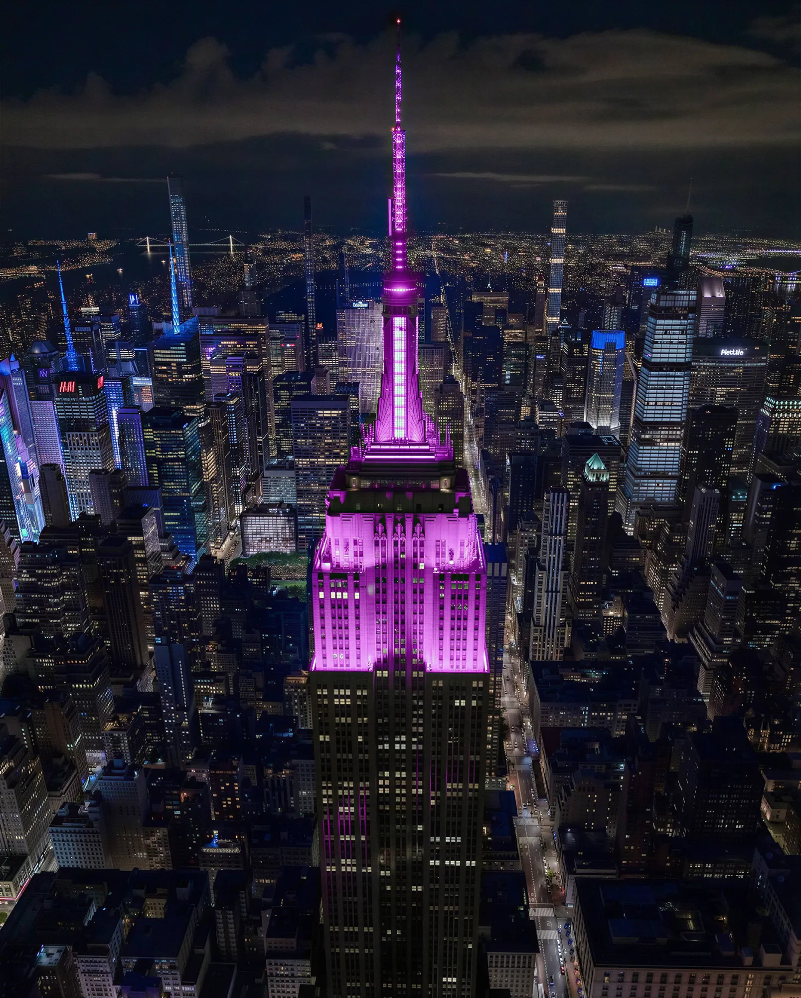 Empire State Building: Pink Premiere